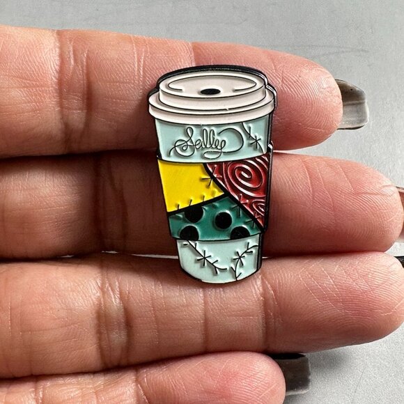 Sally Skelton Lapel Pin Nightmare Christmas Coffee Cup Badge Brooch Pin Jewelry - Picture 6 of 8